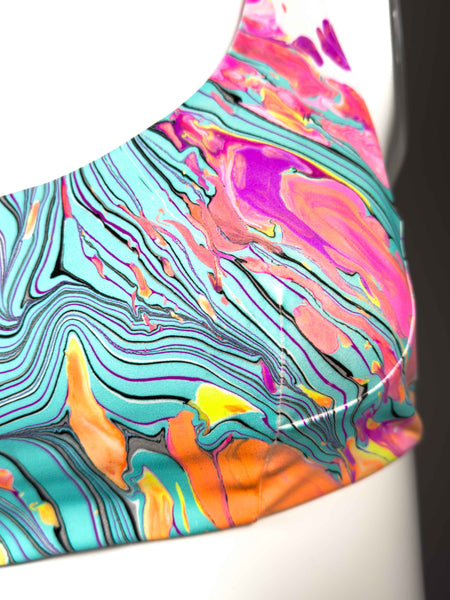 Size 4 LuluLemon Wunder Train Bra (27)