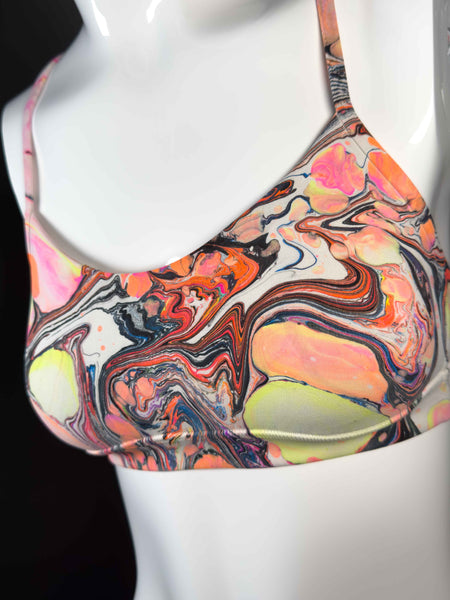 Size 6 LuluLemon Flow Y Bra Nulu (41)